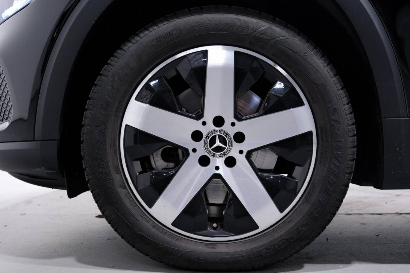 MERCEDES-BENZ GLB 200 17