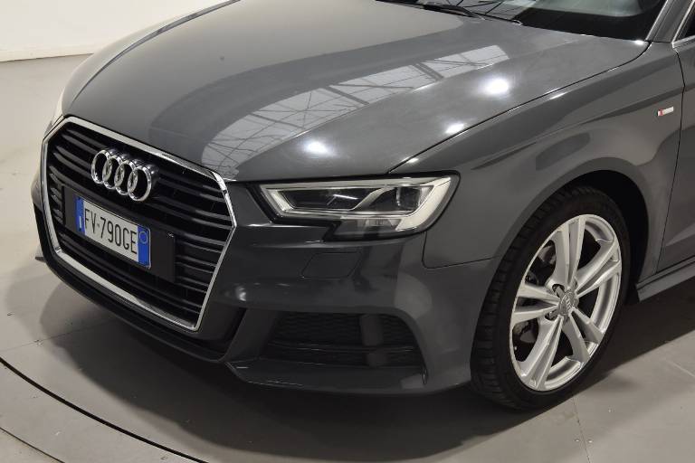AUDI A3 40