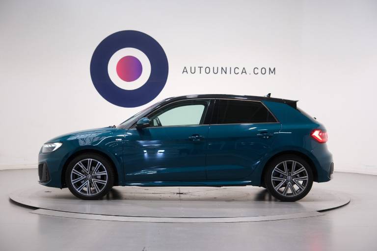 AUDI A1 18