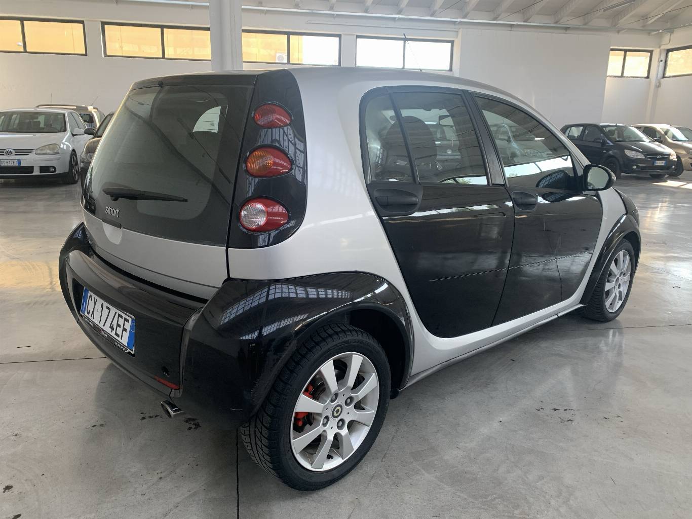 SMART ForFour 4