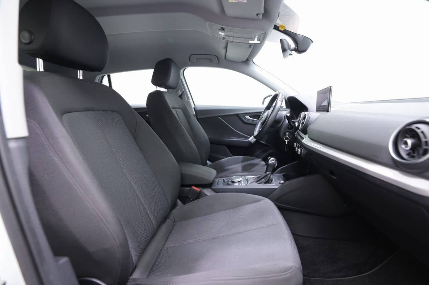 AUDI Q2 43