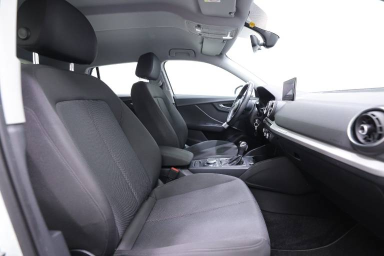 AUDI Q2 43