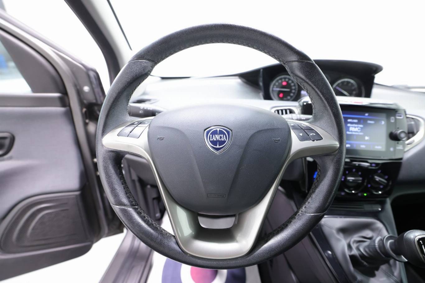 LANCIA Ypsilon 7