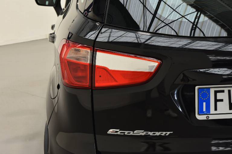 FORD EcoSport 15