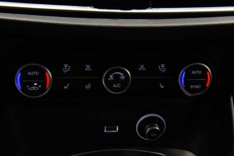 ALFA ROMEO Stelvio 11