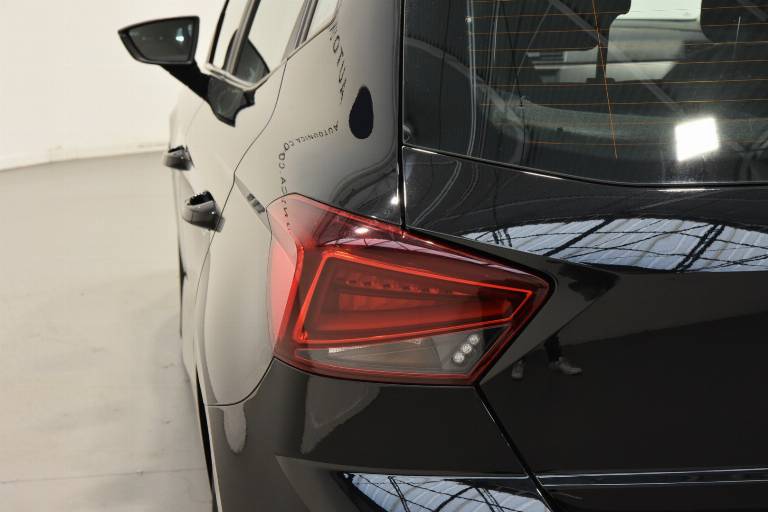 SEAT Ibiza 38