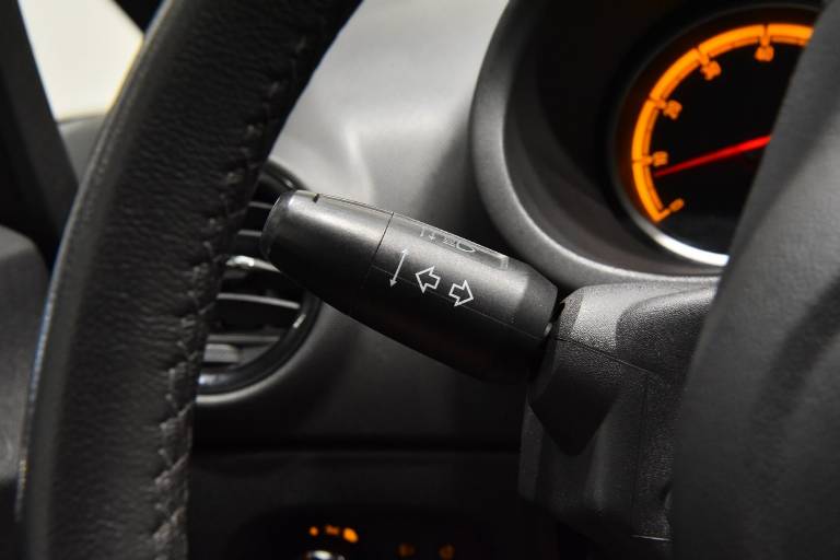 OPEL Corsa 26