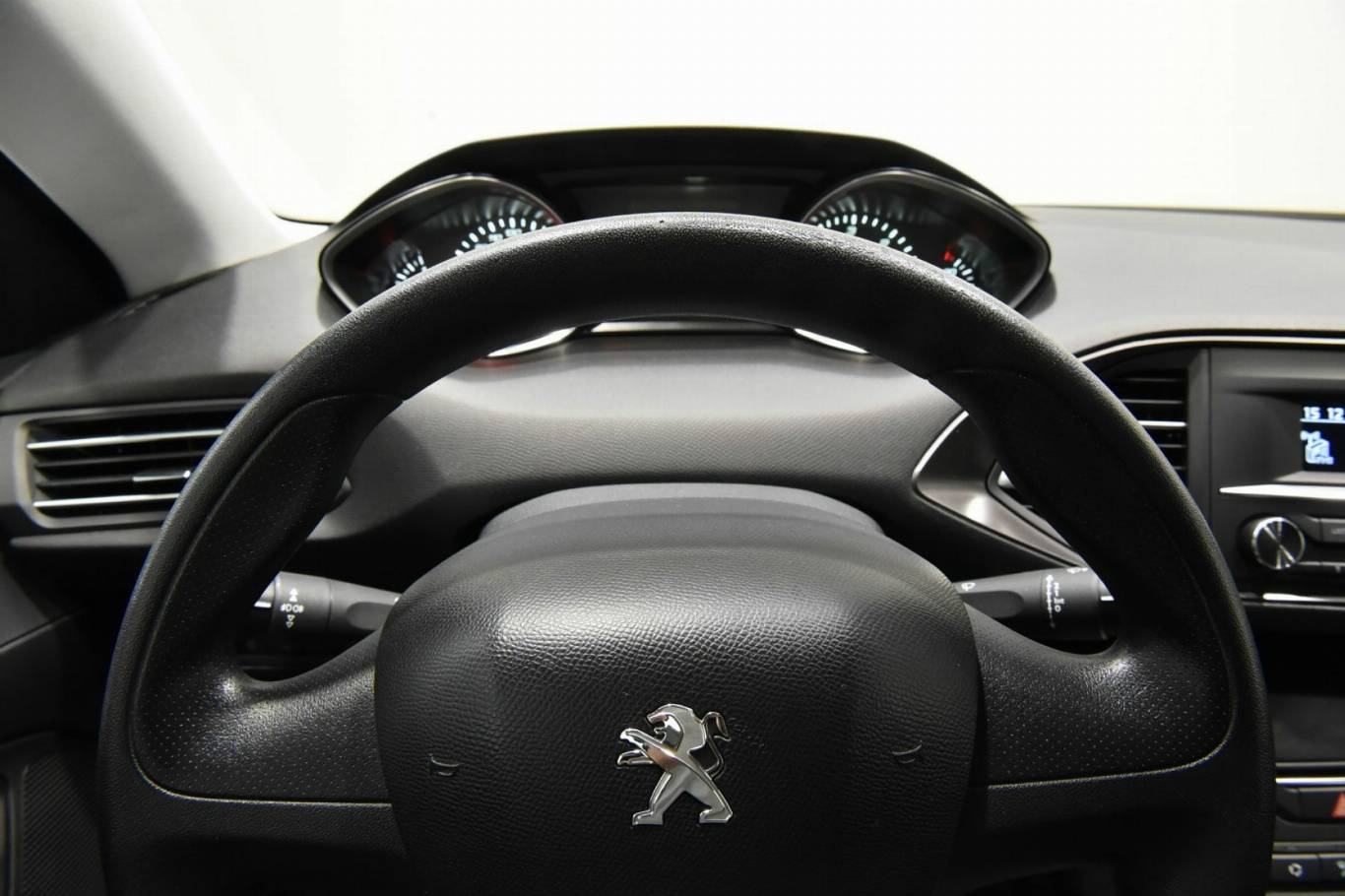 PEUGEOT 308 12