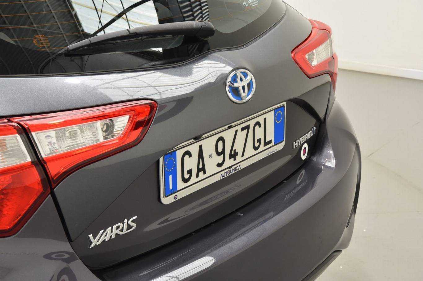 TOYOTA Yaris 44