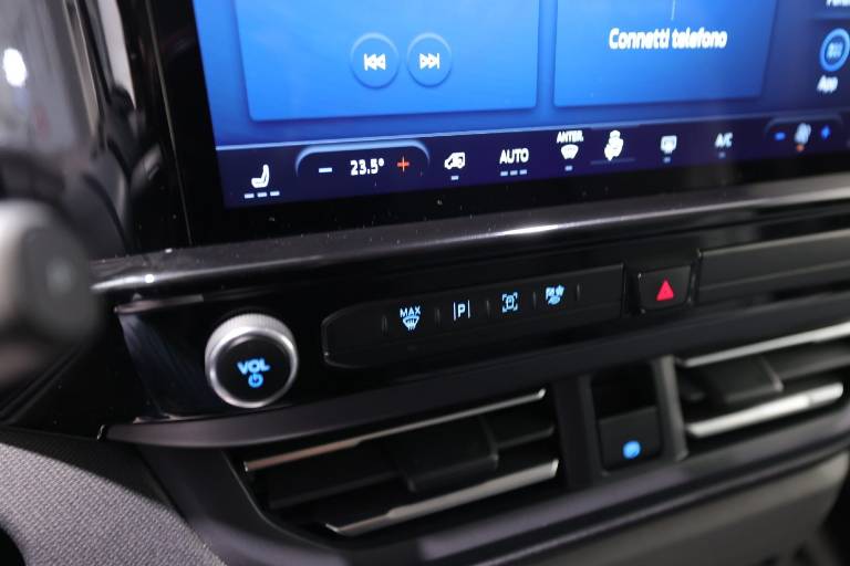 FORD Tourneo Custom 27