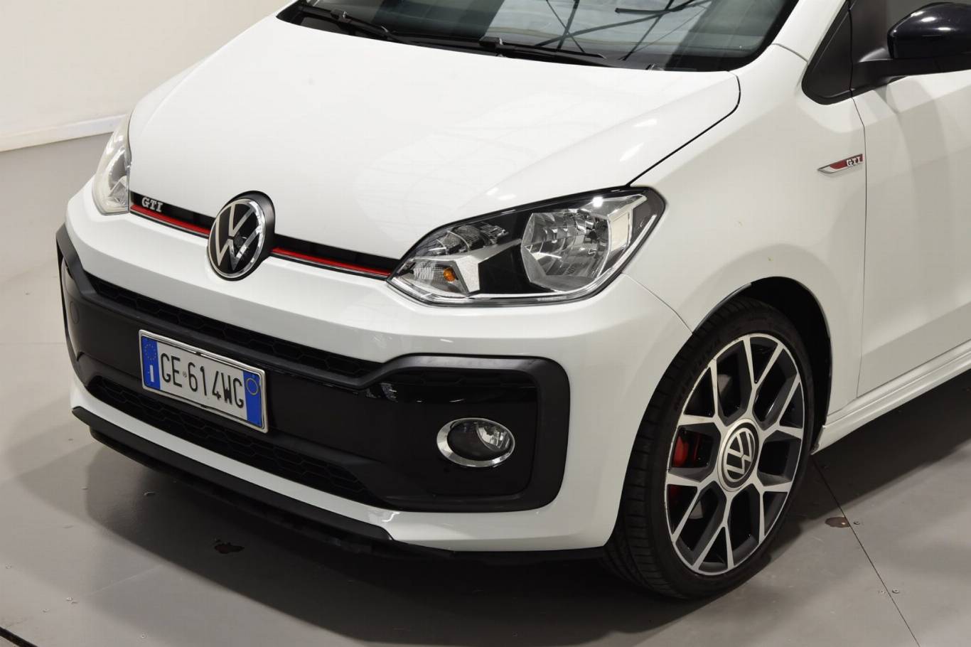 VOLKSWAGEN Up! 41