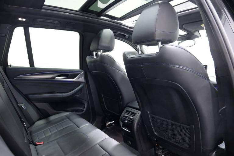 BMW X3 70