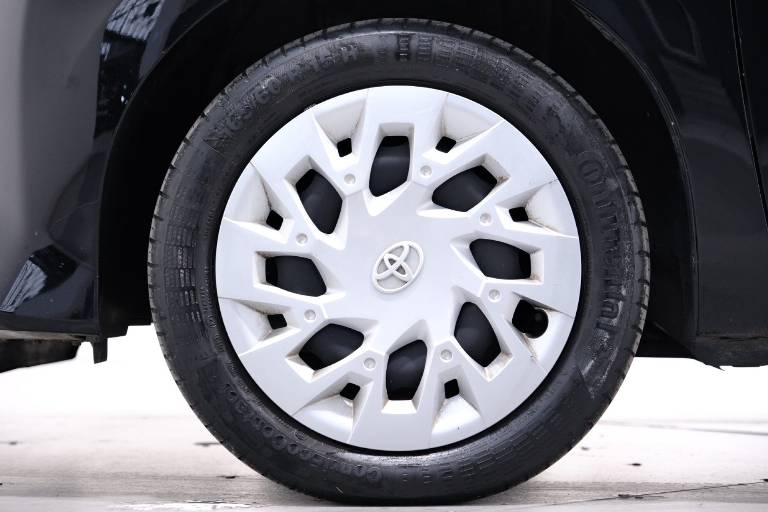 TOYOTA Aygo 14