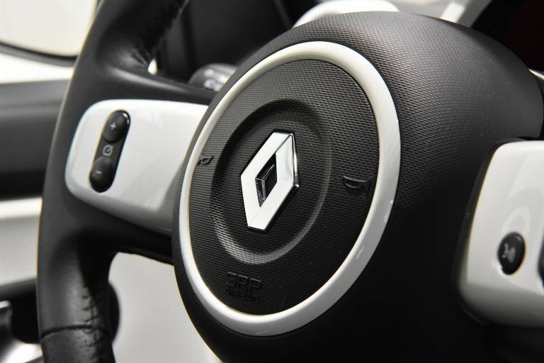 RENAULT Twingo 18
