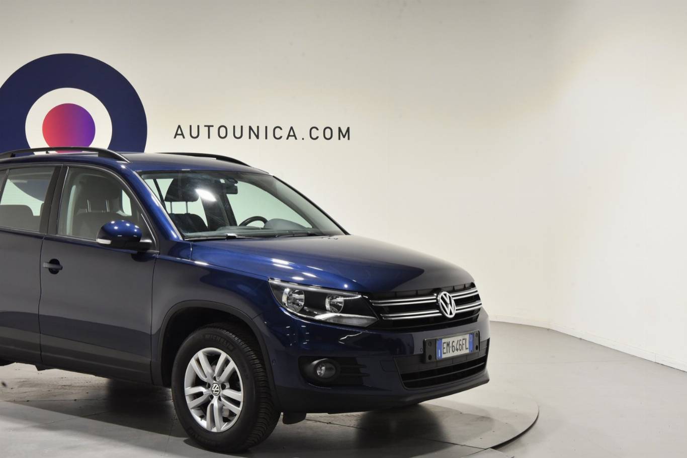 VOLKSWAGEN Tiguan 14