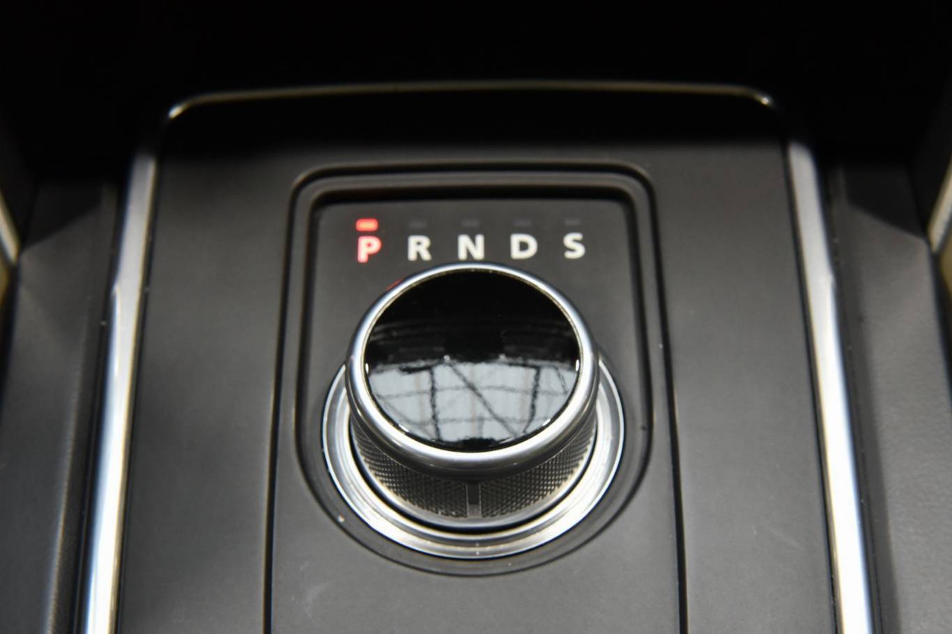 LAND ROVER Discovery Sport 10