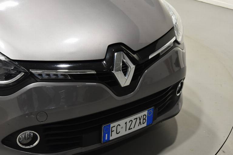RENAULT Clio 41