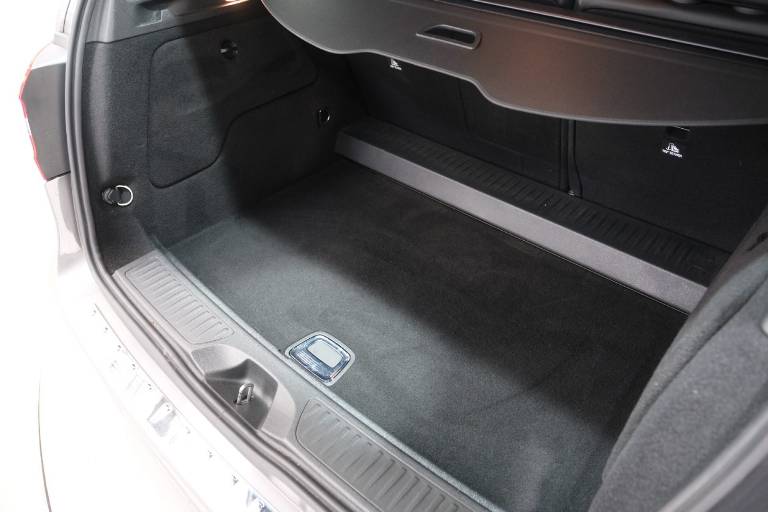 MERCEDES-BENZ B 180 54