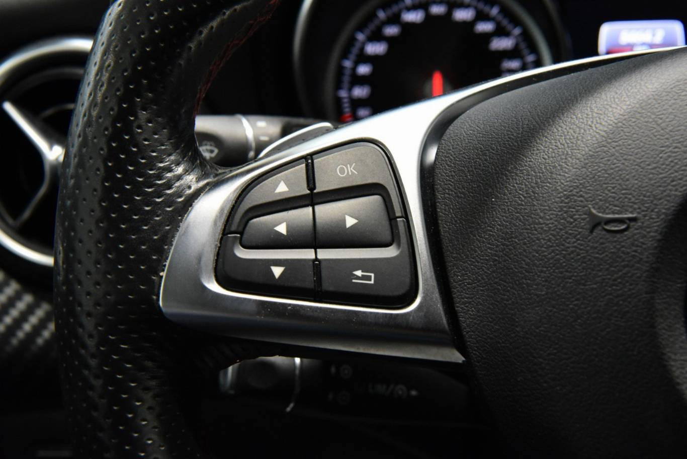 MERCEDES-BENZ A 200 7