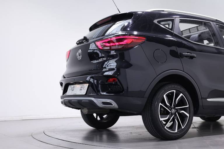 MG ZS 12
