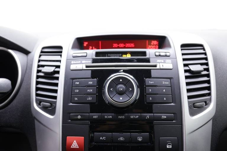 KIA Venga 26