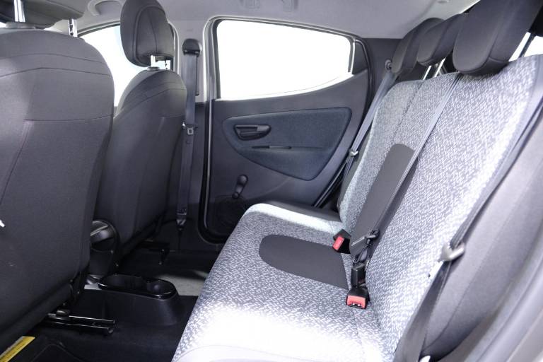 LANCIA Ypsilon 31