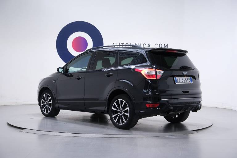FORD Kuga 17