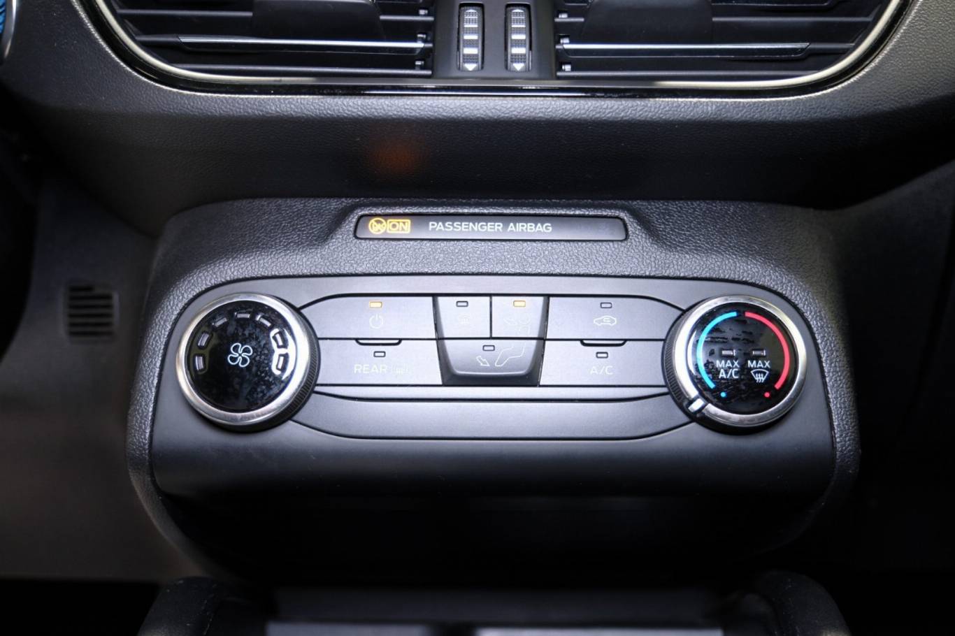 FORD Focus 28