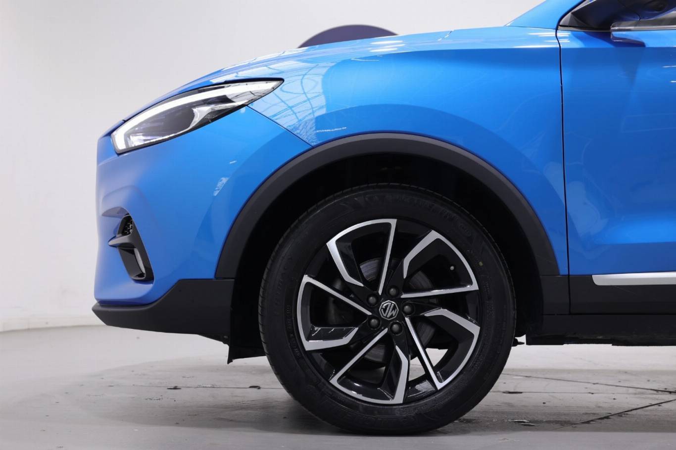 MG ZS 19