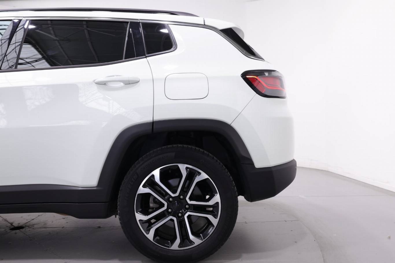 JEEP Compass 39