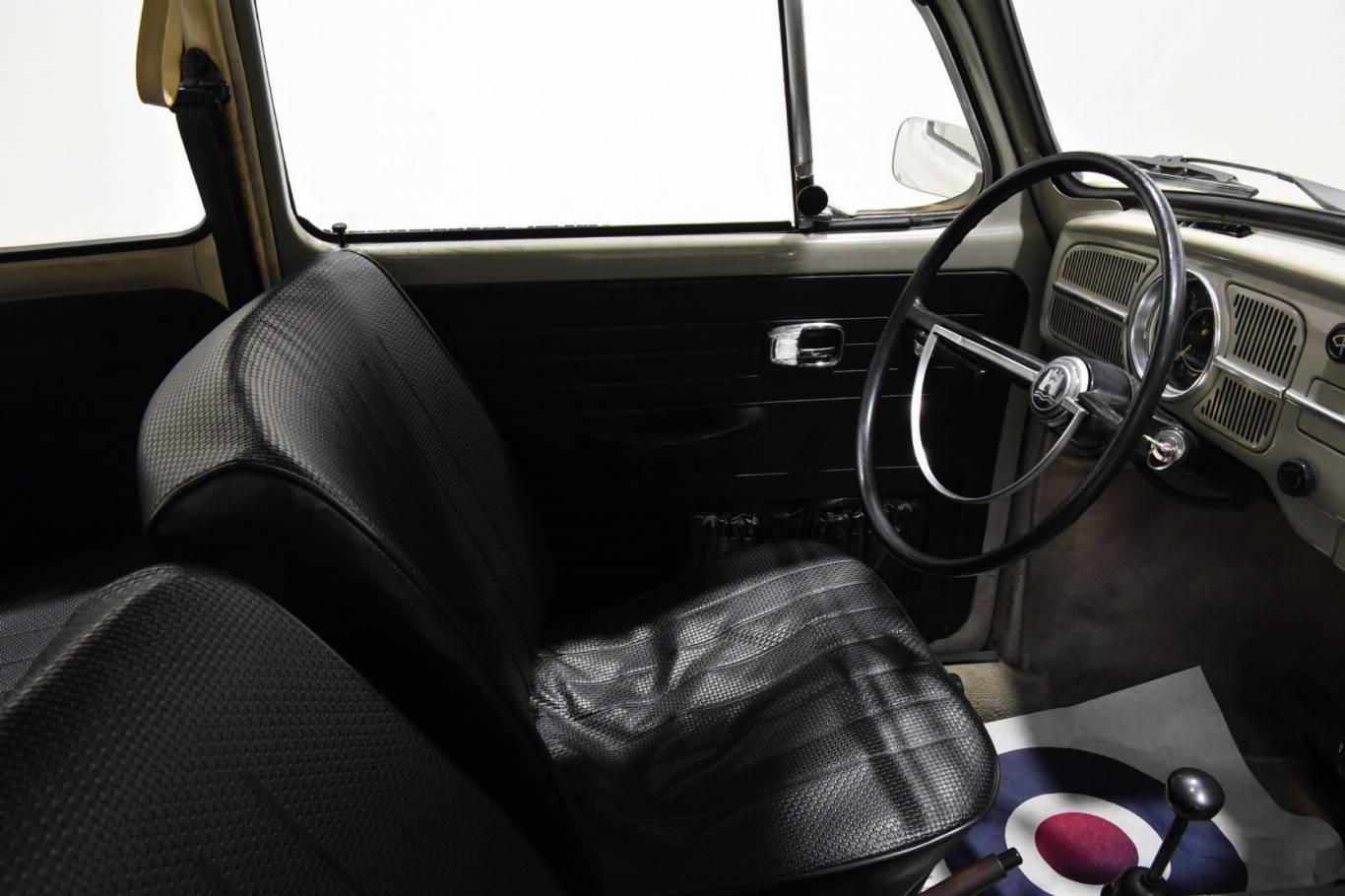 VOLKSWAGEN Maggiolino 25