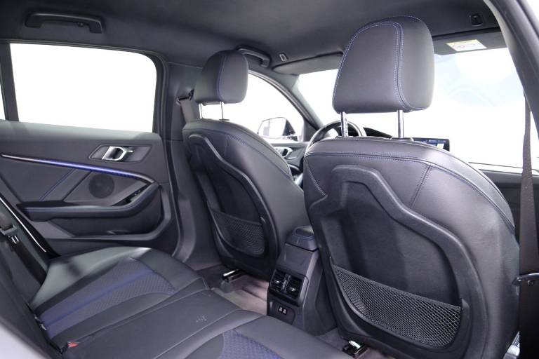 BMW 120 53