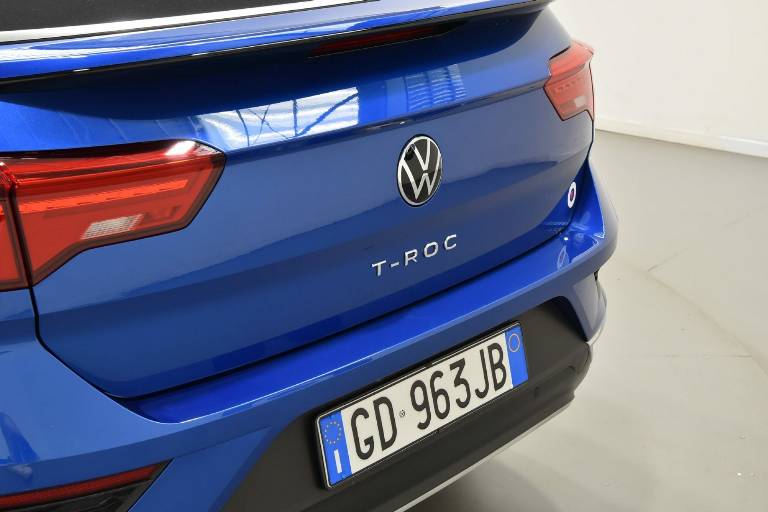 VOLKSWAGEN T-Roc 43