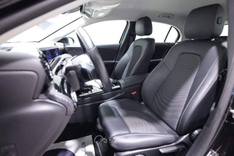 MERCEDES-BENZ Classe A 6