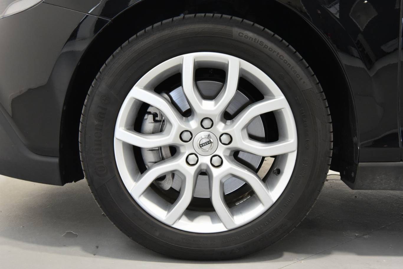 VOLVO V40 Cross Country 33