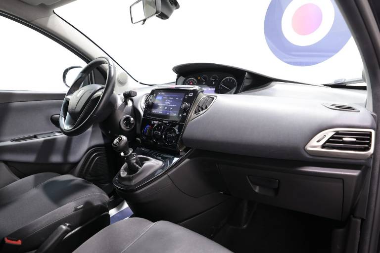 LANCIA Ypsilon 43