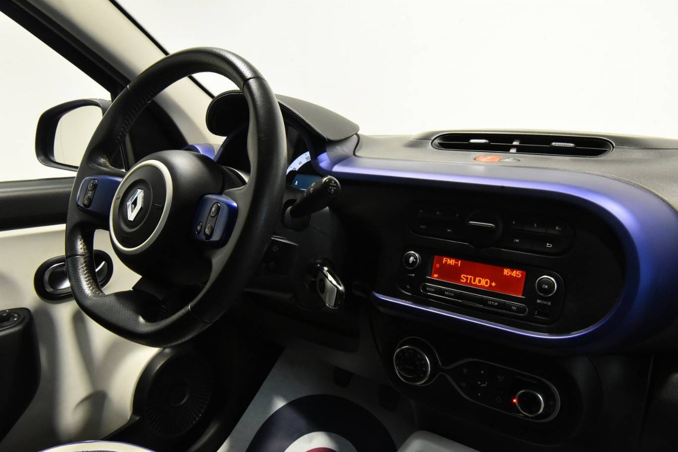 RENAULT Twingo 33