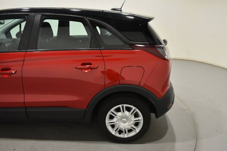 OPEL Crossland X 45