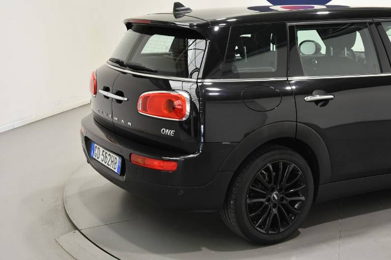 MINI Clubman 21