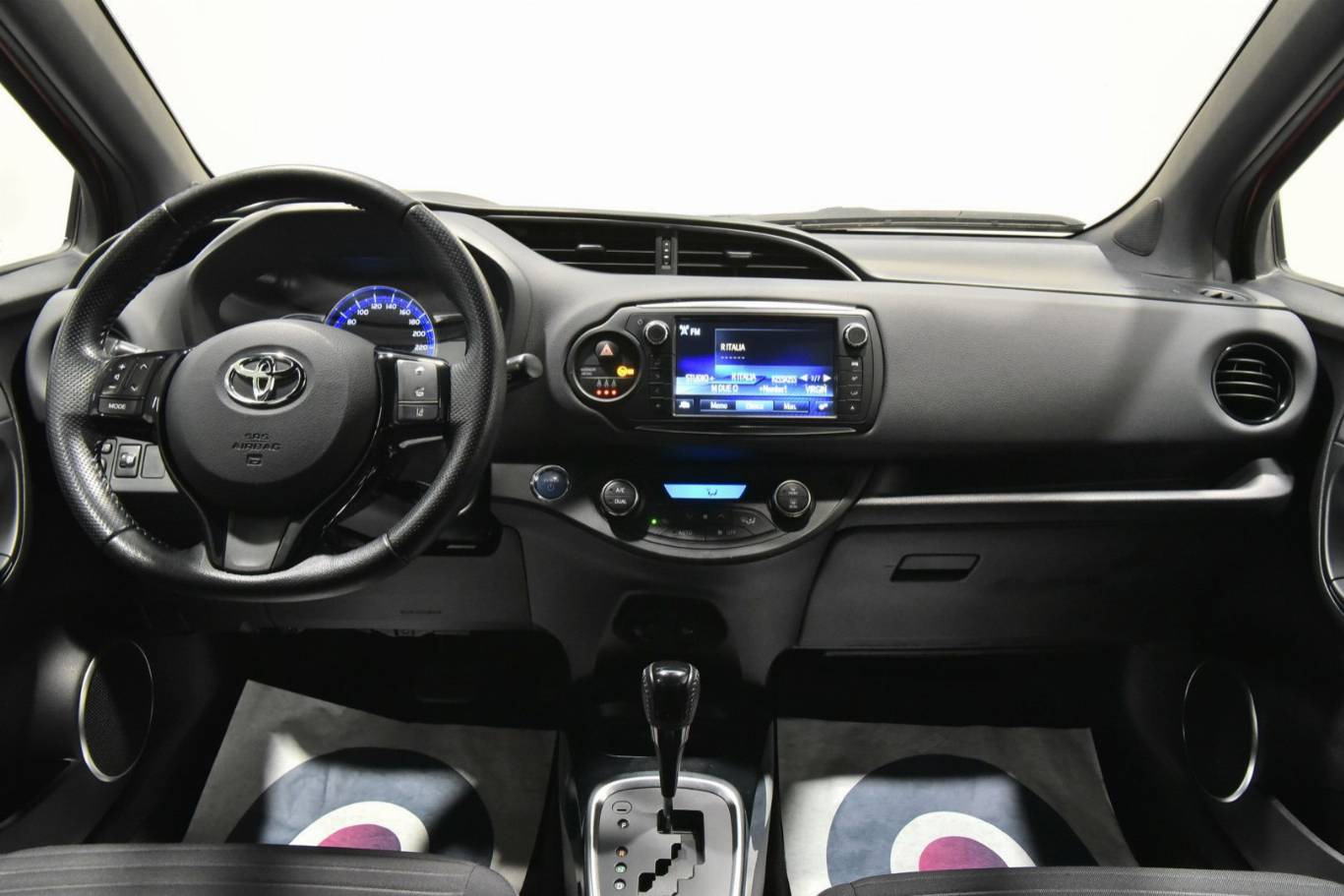 TOYOTA Yaris 20