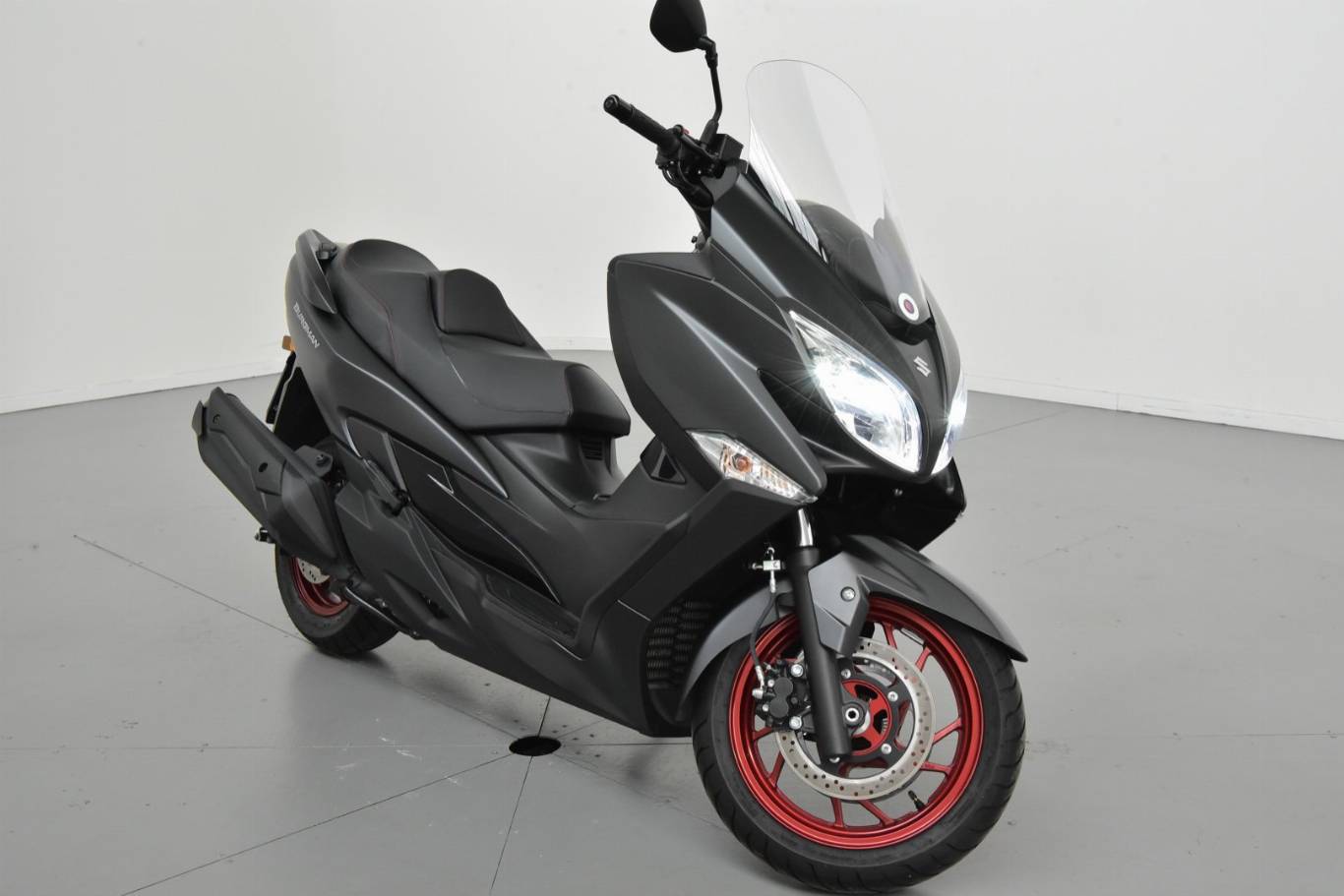 SUZUKI Burgman AN 400 66