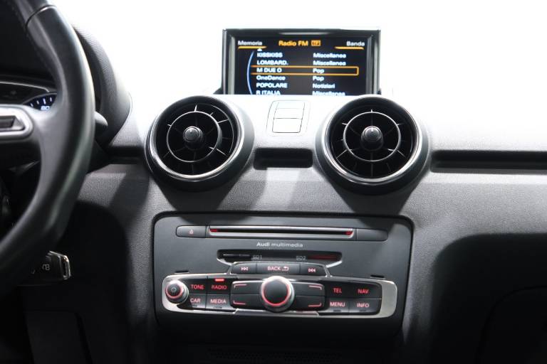 AUDI A1 39