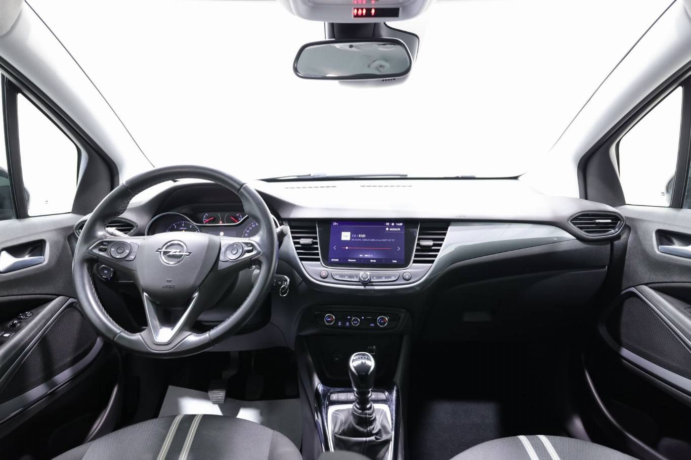 OPEL Crossland 10