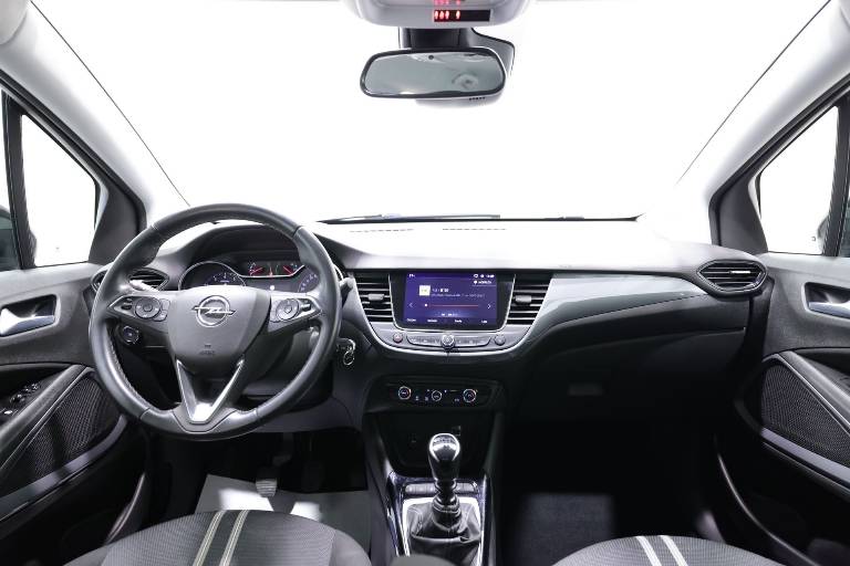OPEL Crossland 10