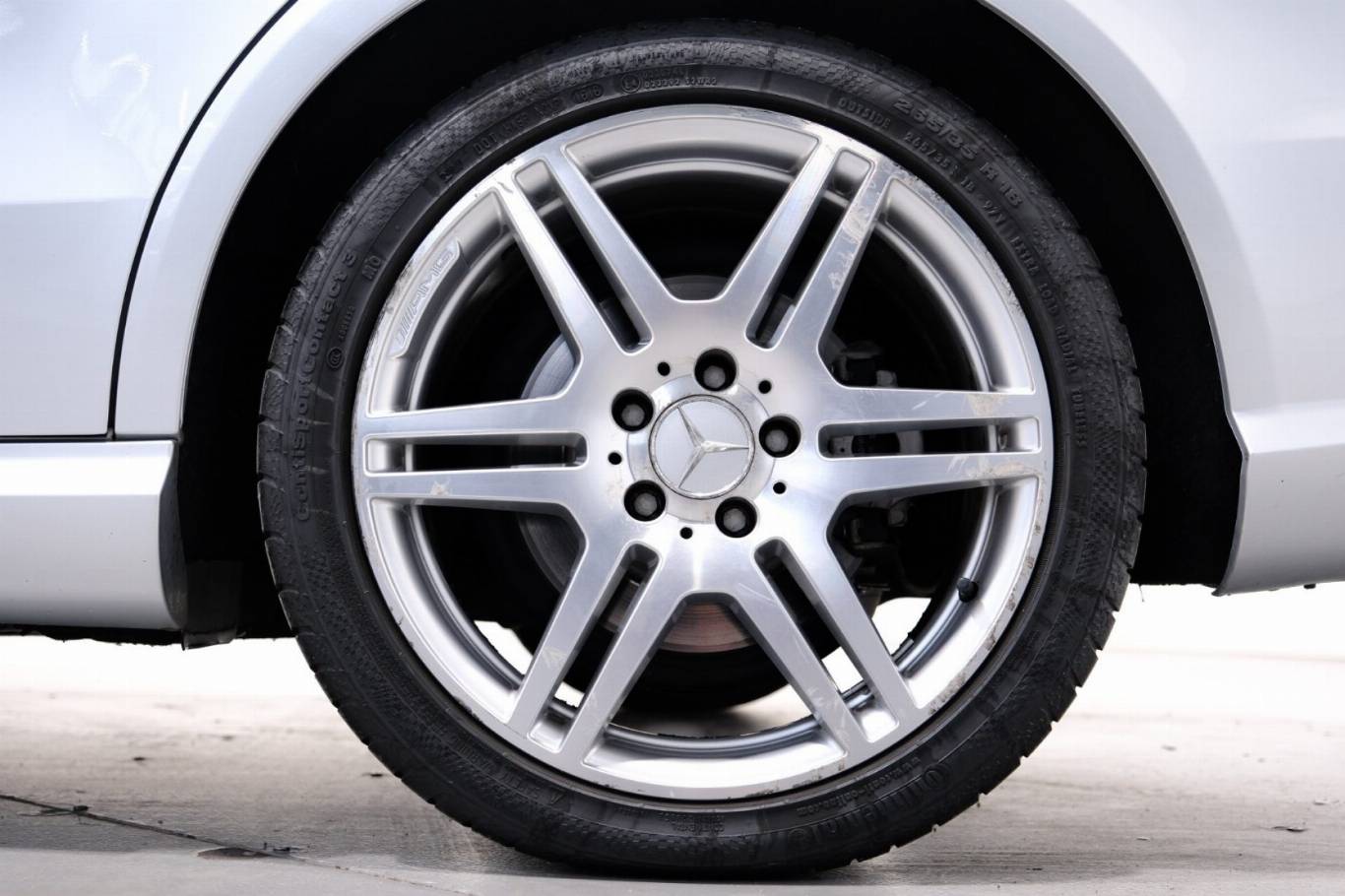 MERCEDES-BENZ E 250 12