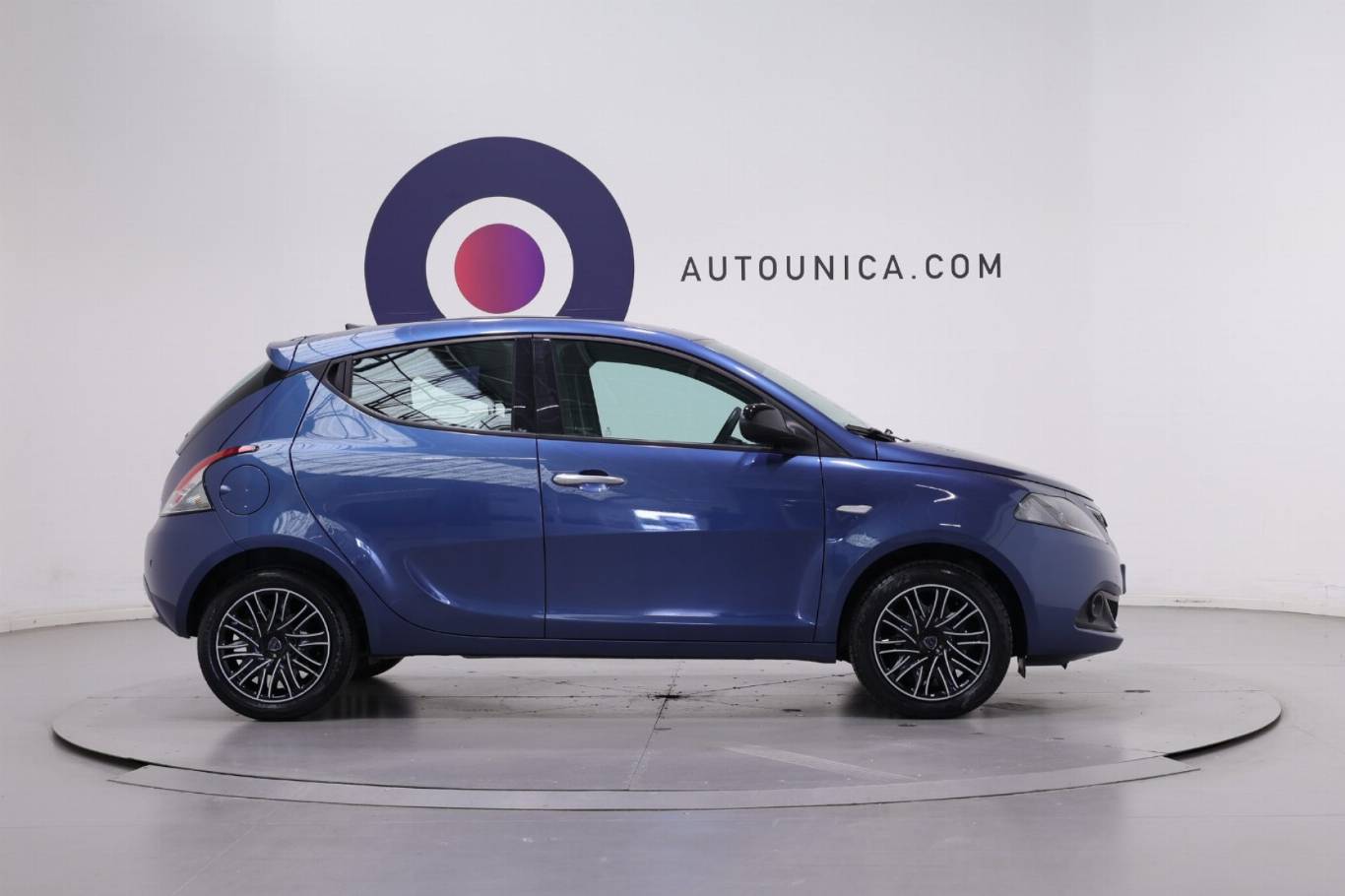 LANCIA Ypsilon 4