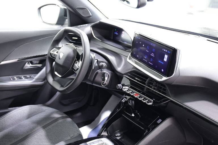 PEUGEOT 2008 45