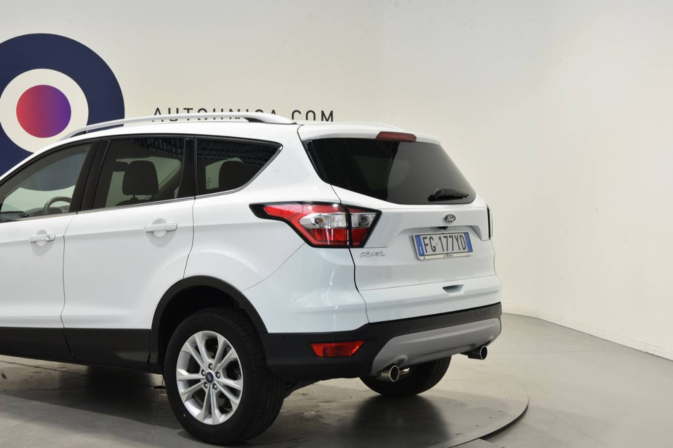 FORD Kuga 37