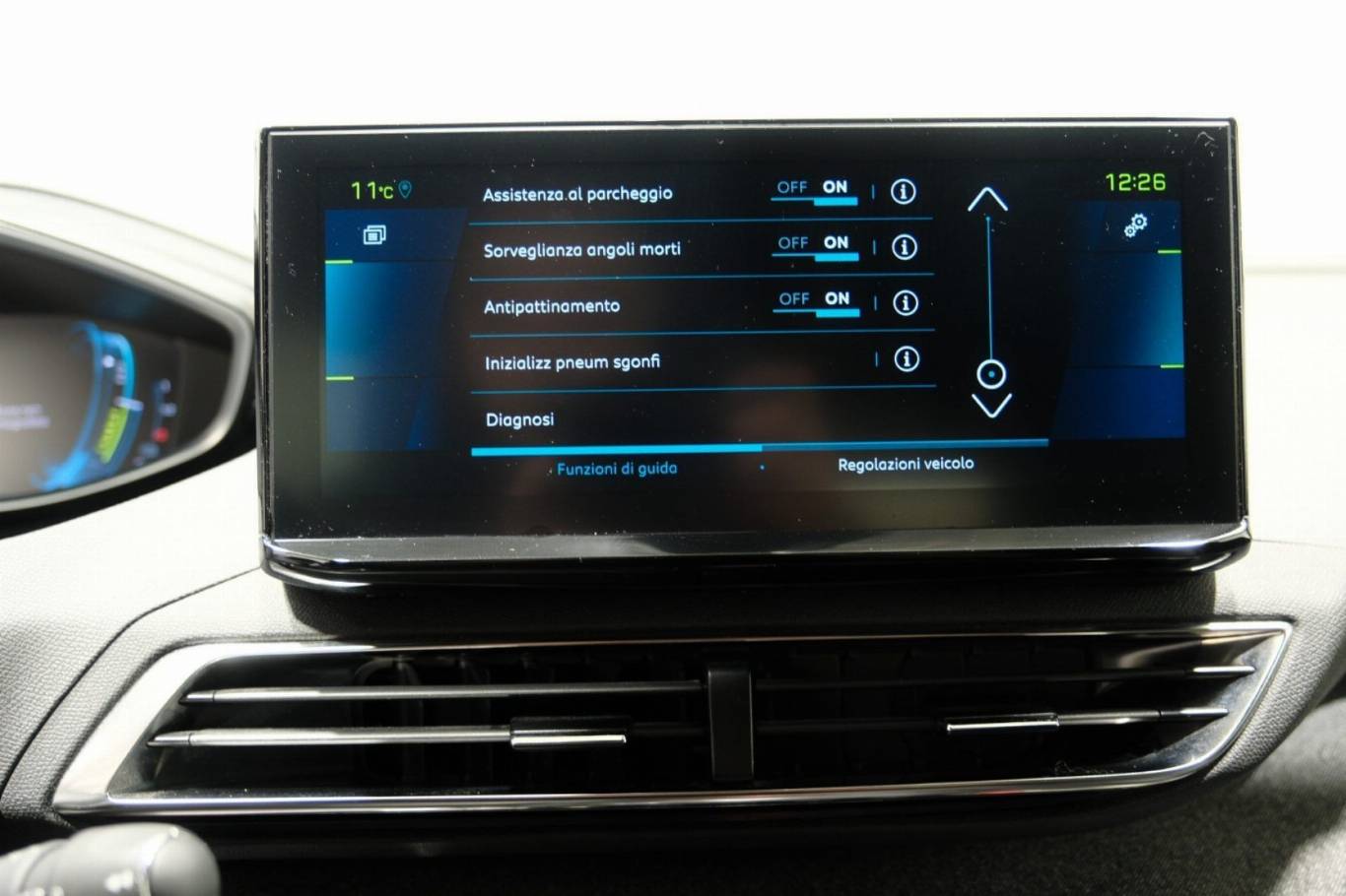 PEUGEOT 3008 33