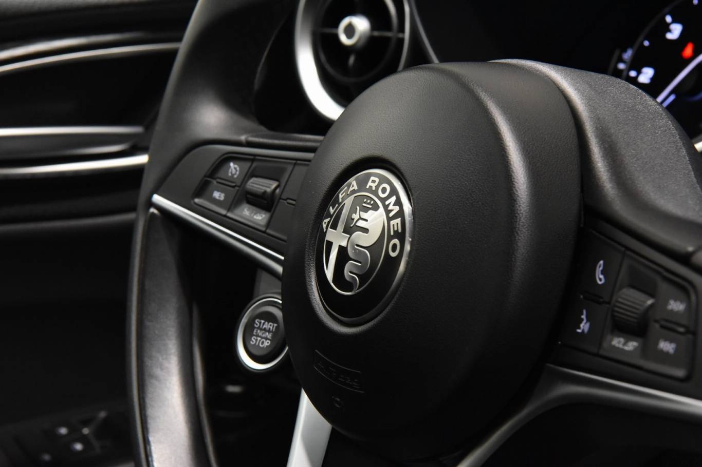ALFA ROMEO Giulia 33